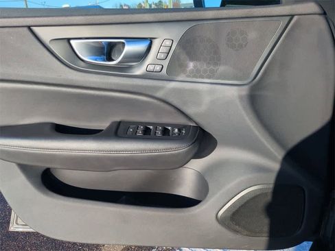 Used 2024 Volvo S60 B5 Core image 23