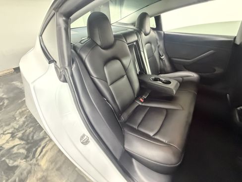 Used 2021 Tesla Model 3 Standard Range Plus RWD image 21