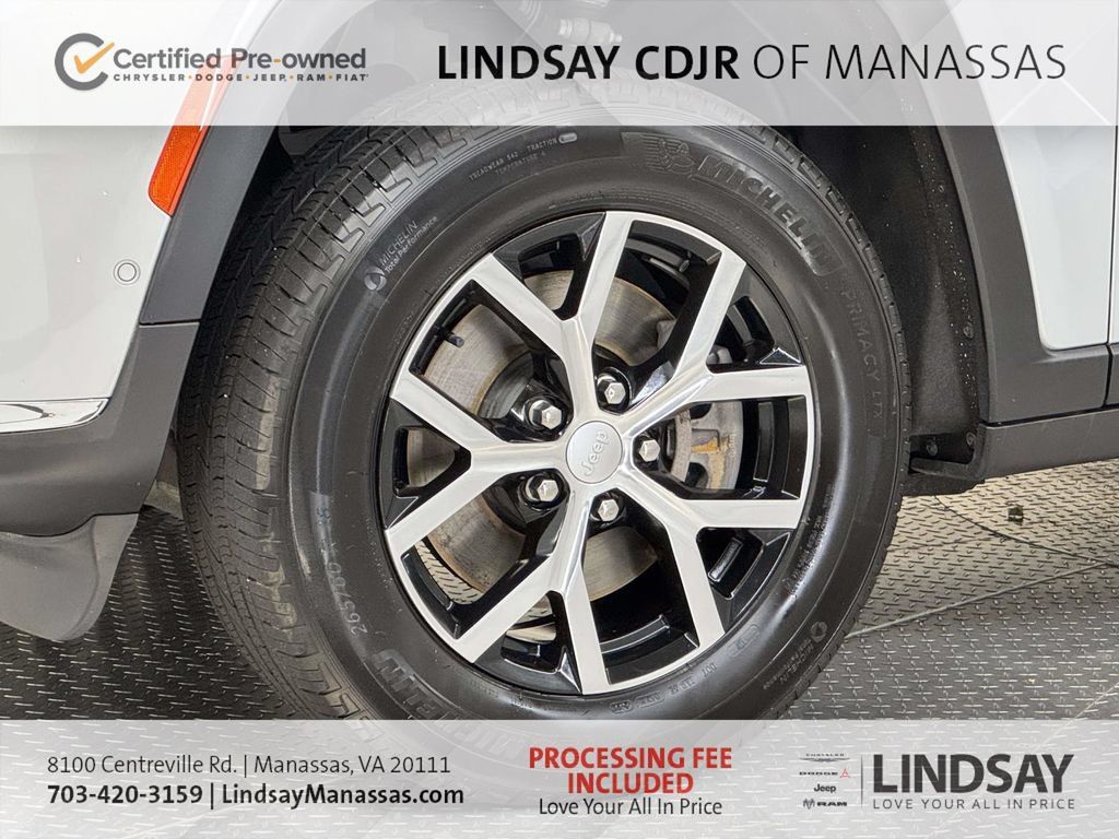 Certified 2023 Jeep Grand Cherokee L Limited w/ Luxury Tech Group II AWD/4WD image 11