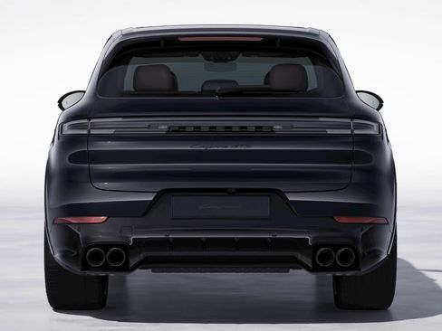 New 2026 Porsche Cayenne GTS image 6