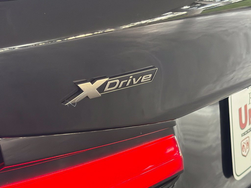 Used 2023 BMW M550i xDrive w/ Executive Package AWD/4WD image 22