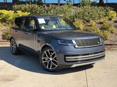 Used 2025 Land Rover Range Rover SE