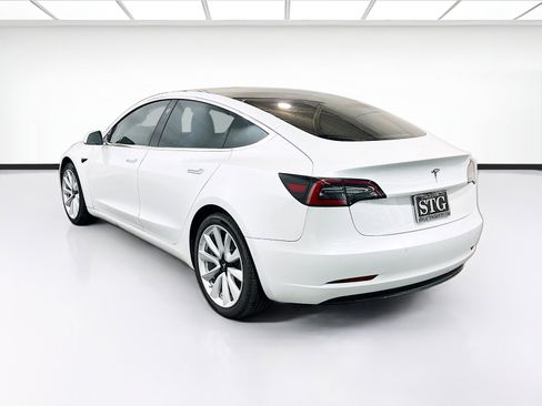 Used 2020 Tesla Model 3 Standard Range Plus image 6
