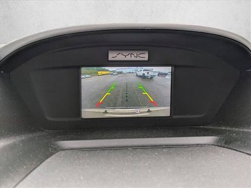 Used 2018 Ford Escape SE FWD image 13
