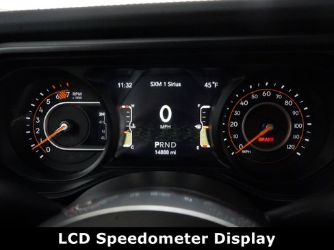 Used 2024 Jeep Wrangler Sahara image 24