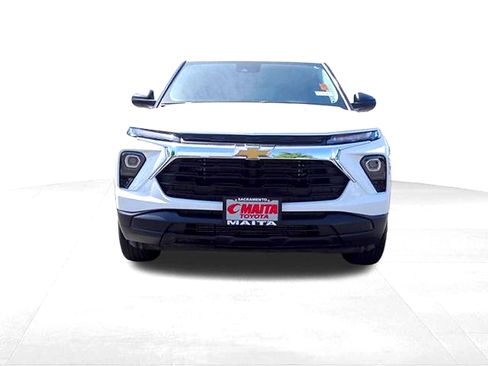Used 2025 Chevrolet TrailBlazer LS w/ LS Convenience Package FWD image 9