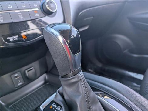 Used 2018 Nissan Rogue Sport S FWD image 12