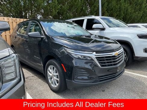 Used 2024 Chevrolet Equinox LS w/ Driver Confidence II Package FWD image 1