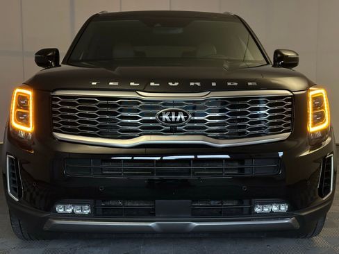 Used 2020 Kia Telluride SX w/ SX Prestige Package image 22
