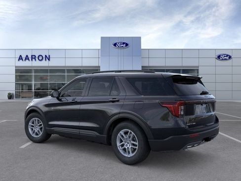 New 2026 Ford Explorer Active w/ Active Comfort Package RWD image 5