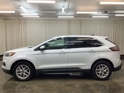 Used 2022 Ford Edge SEL AWD/4WD image 9