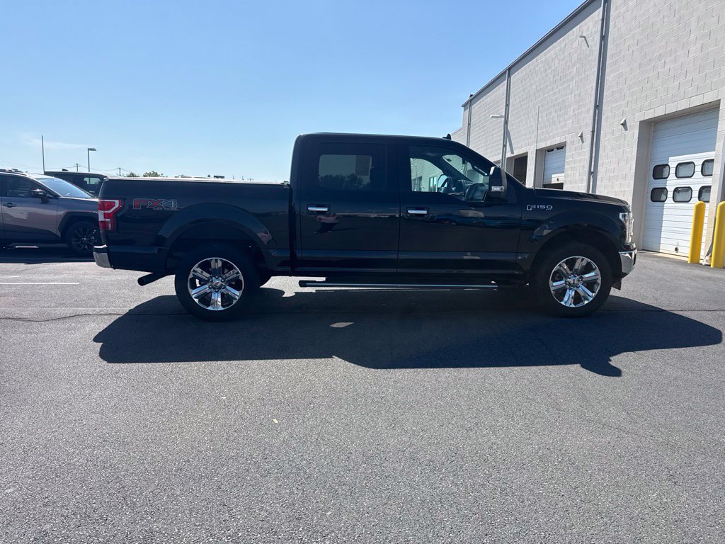 Used 2018 Ford F150 XLT w/ Equipment Group 302A Luxury AWD/4WD image 4