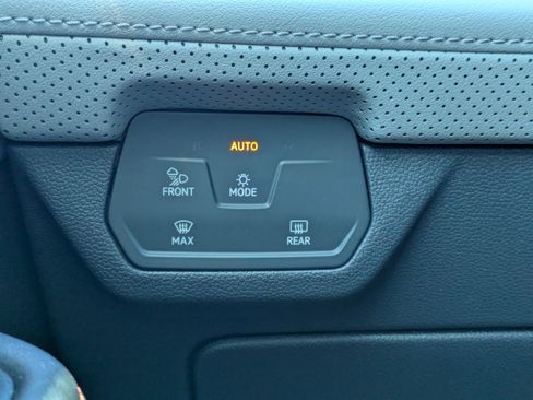 New 2026 Volkswagen Atlas Peak Edition AWD/4WD image 27