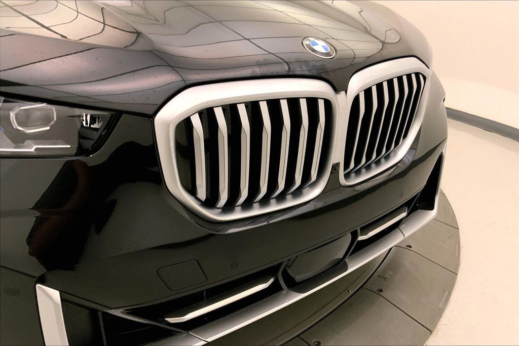 Certified 2026 BMW X5 xDrive40i w/ Premium Package AWD/4WD image 29