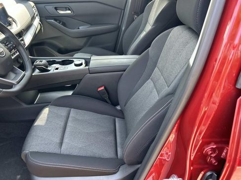 New 2026 Nissan Rogue SV AWD/4WD image 15