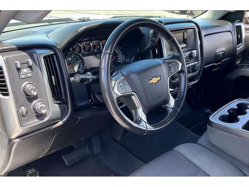 Used 2015 Chevrolet Silverado 2500 LT AWD/4WD image 16
