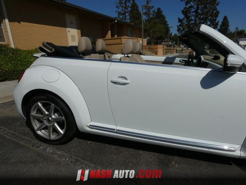 Used 2014 Volkswagen Beetle TDI FWD image 8