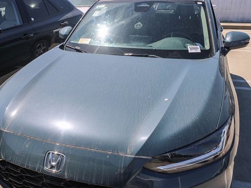 Used 2025 Honda HR-V EX-L image 3