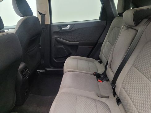 Used 2020 Ford Escape SE FWD image 18