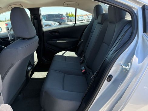 Used 2025 Toyota Corolla LE FWD image 23