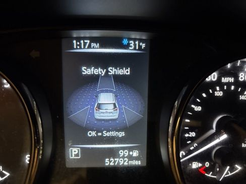 Used 2013 Nissan Rogue SV w/ Premium Pkg image 15