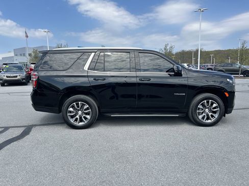 Used 2024 Chevrolet Tahoe LT w/ Luxury Package image 8