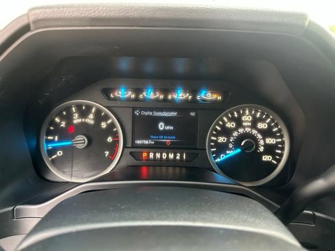 Used 2016 Ford F150 XLT w/ Equipment Group 302A Luxury AWD/4WD image 15