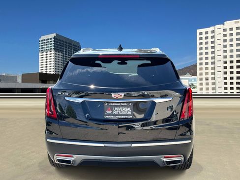 Used 2025 Cadillac XT5 Premium Luxury FWD image 4