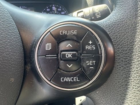 Used 2020 Kia Soul LX image 15