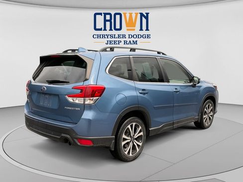 Used 2022 Subaru Forester Limited AWD/4WD image 3