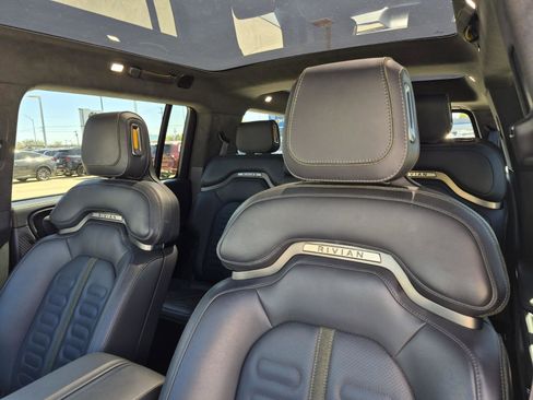 Used 2023 Rivian R1S Adventure image 28