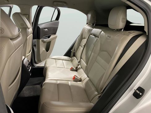 Used 2019 Cadillac XT4 Luxury image 10