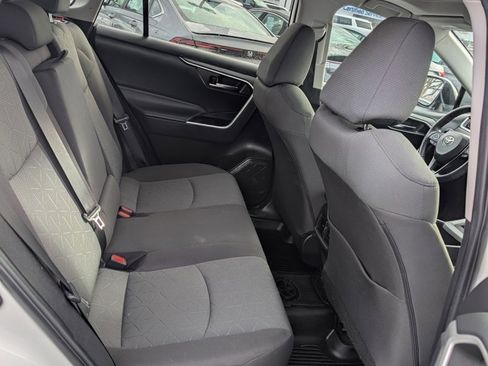Certified 2022 Toyota RAV4 XLE image 20
