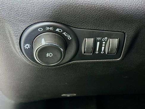 Certified 2023 Subaru Forester Wilderness AWD/4WD image 12