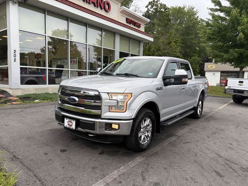 Used 2016 Ford F150 Lariat w/ Equipment Group 502A Luxury AWD/4WD image 2