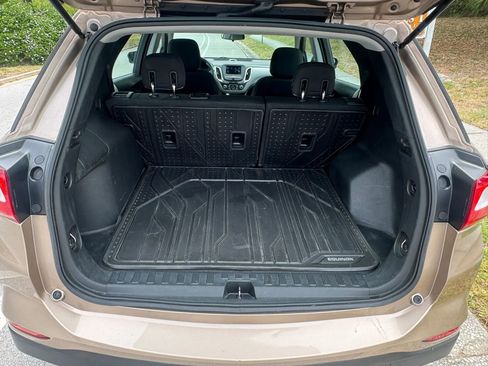 Used 2019 Chevrolet Equinox LS w/ LPO, Floor Liner Package AWD/4WD image 11