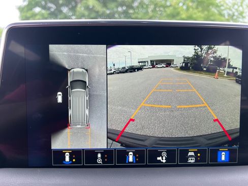Certified 2023 Chevrolet Tahoe High Country AWD/4WD image 19