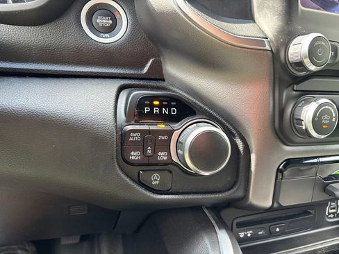 Used 2019 RAM 1500 Big Horn AWD/4WD image 31