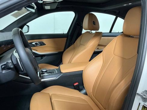 Certified 2025 BMW 330i Sedan w/ Premium Package RWD image 22