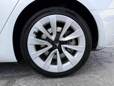 Used 2023 Tesla Model 3 Standard Range RWD image 31