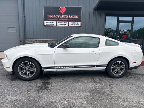 Used 2012 Ford Mustang Premium RWD image 2