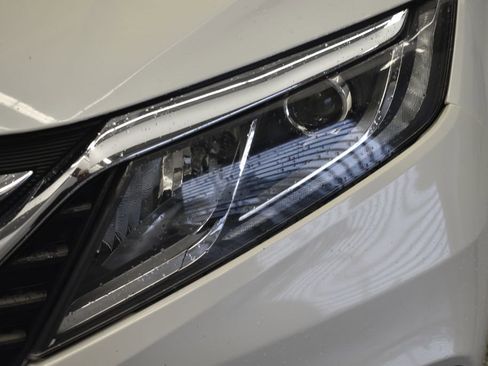 Used 2019 Honda Odyssey EX-L image 18