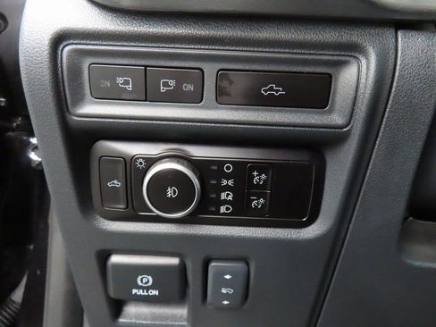 Used 2023 Ford F150 Lariat w/ Equipment Group 502A High image 40