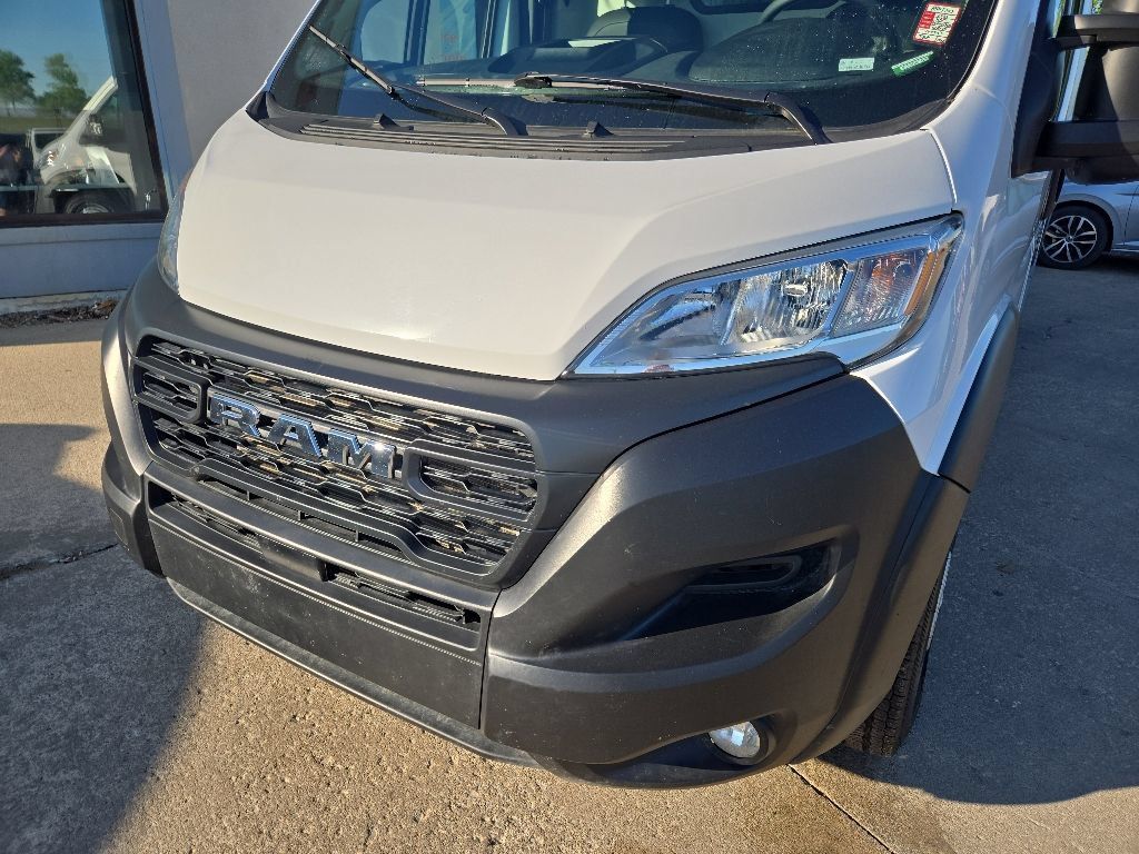 Used 2025 RAM ProMaster 2500 w/ Convenience Group FWD image 16