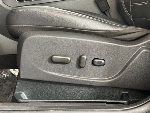 Used 2018 Ford Escape SEL FWD image 7
