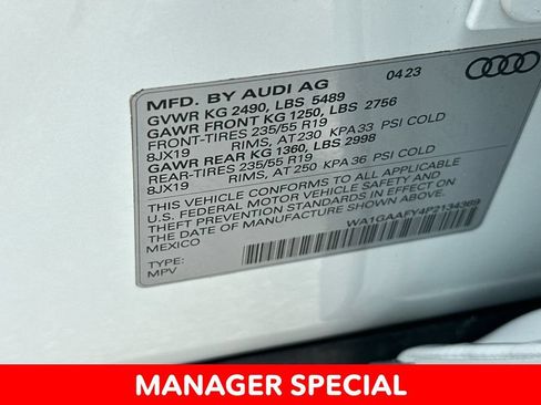 Used 2023 Audi Q5 2.0T Premium w/ Convenience Package AWD/4WD image 28