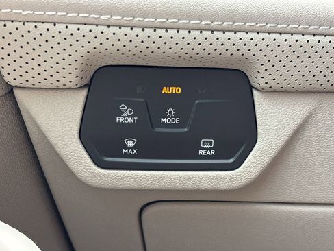 New 2026 Volkswagen Atlas SE image 27