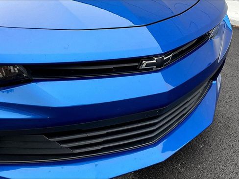 Used 2017 Chevrolet Camaro LS RWD image 31