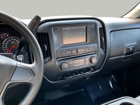 Used 2018 Chevrolet Silverado 1500 Custom w/ Trailering Package AWD/4WD image 7