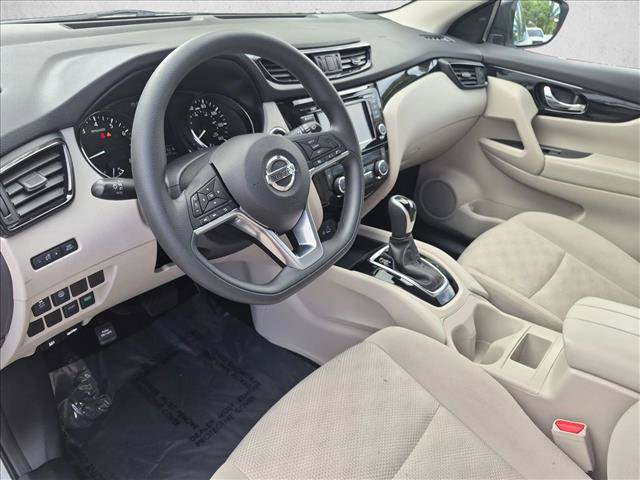 Used 2020 Nissan Rogue Sport SV FWD image 10